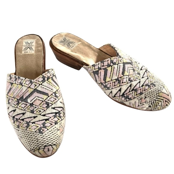 Anthropologie‎ Uxibal Kilim Slides Flats 9 - Picture 3 of 7